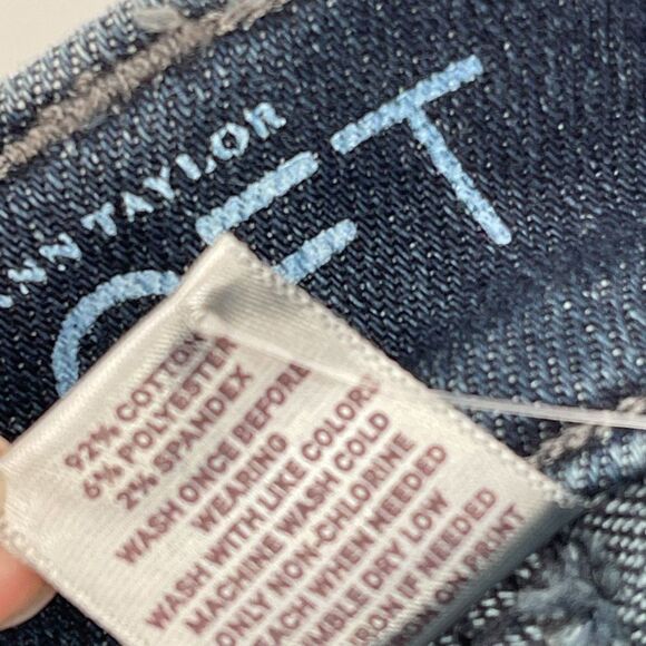 The Loft Bermuda Denim Dark Wash Jean Roll Up Shorts - Picture 9 of 10